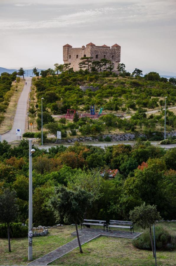 Apartman Leona Villa Nehaj Senj  Buitenkant foto